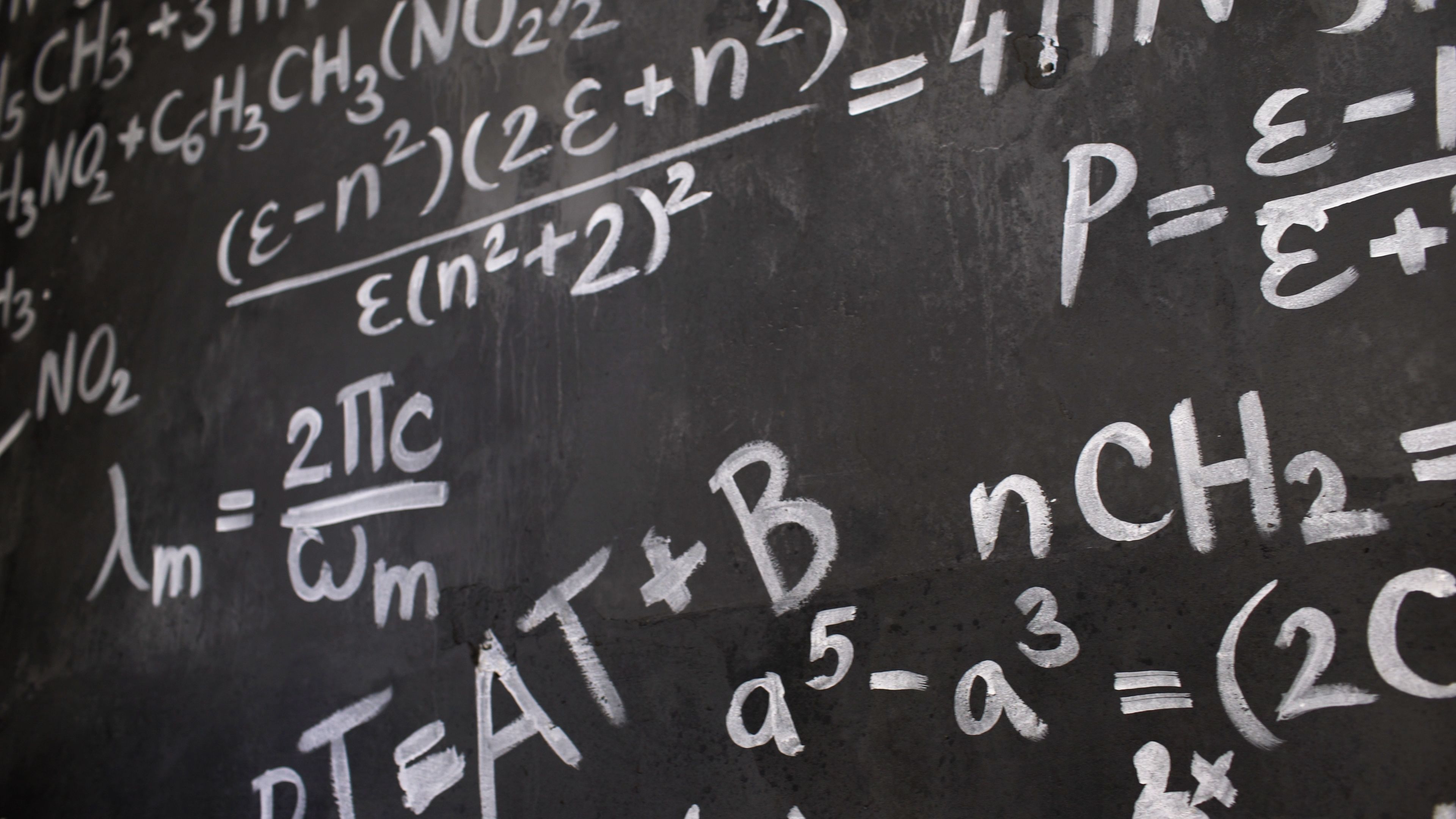 Matematyk z Anthropic obalił za pomocą Claude Fable 5 87-letnią hipotezę jakobianową