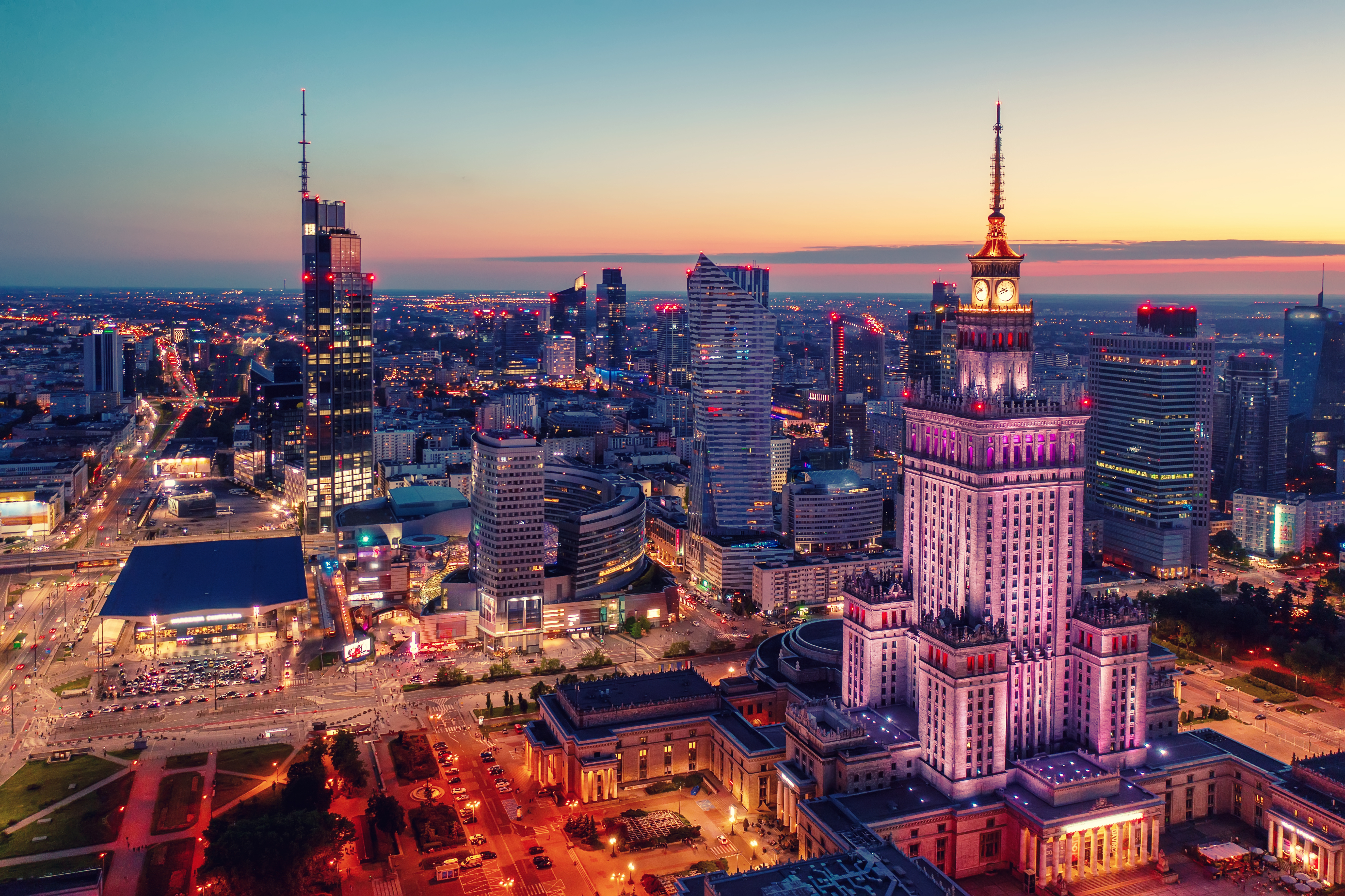 Lenovo pokazuje na Hotel Warszawa Art Fair, jak AI interpretuje ludzką tożsamość