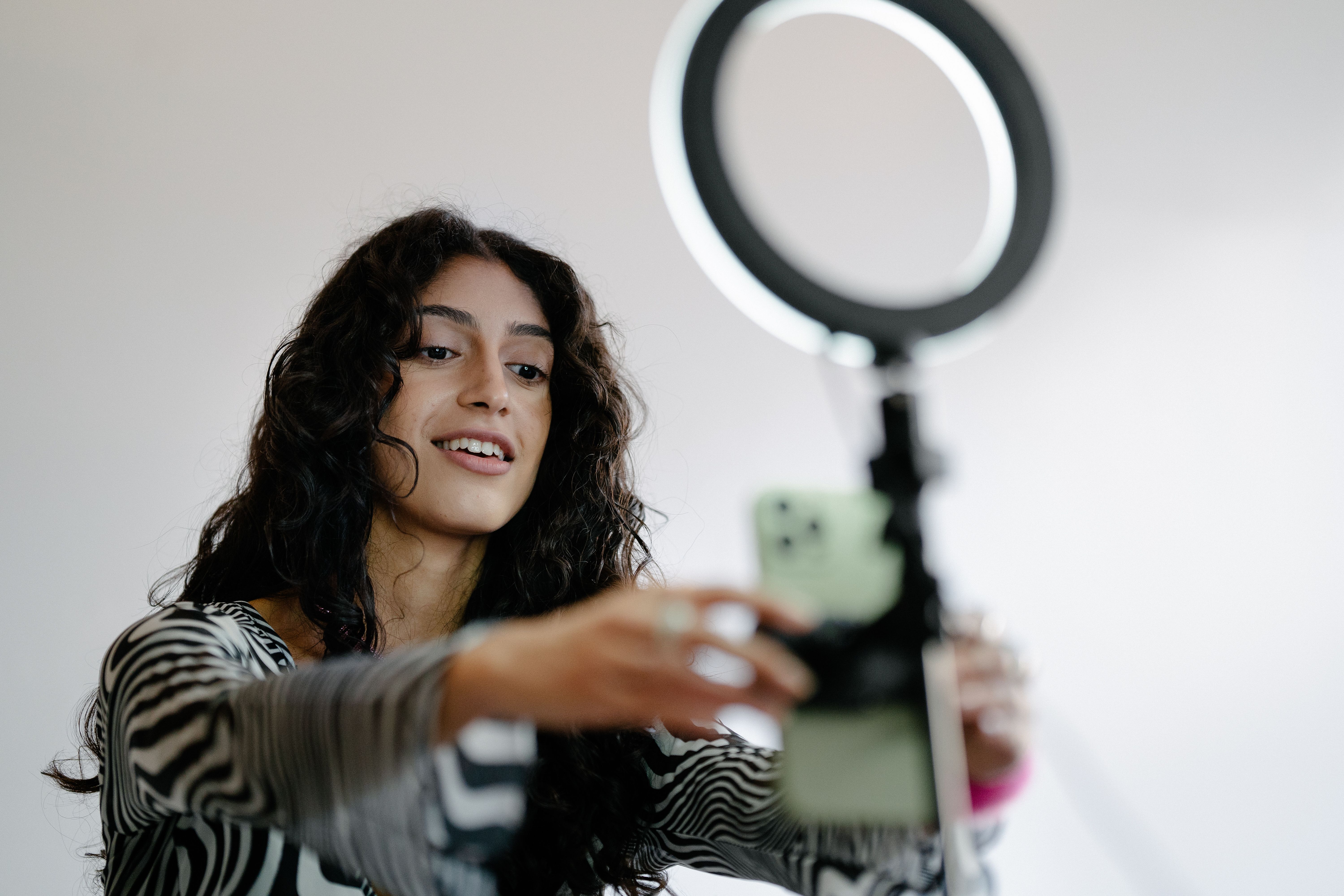 New York Times: Companies Are Increasingly Hiring AI-Generated Influencers