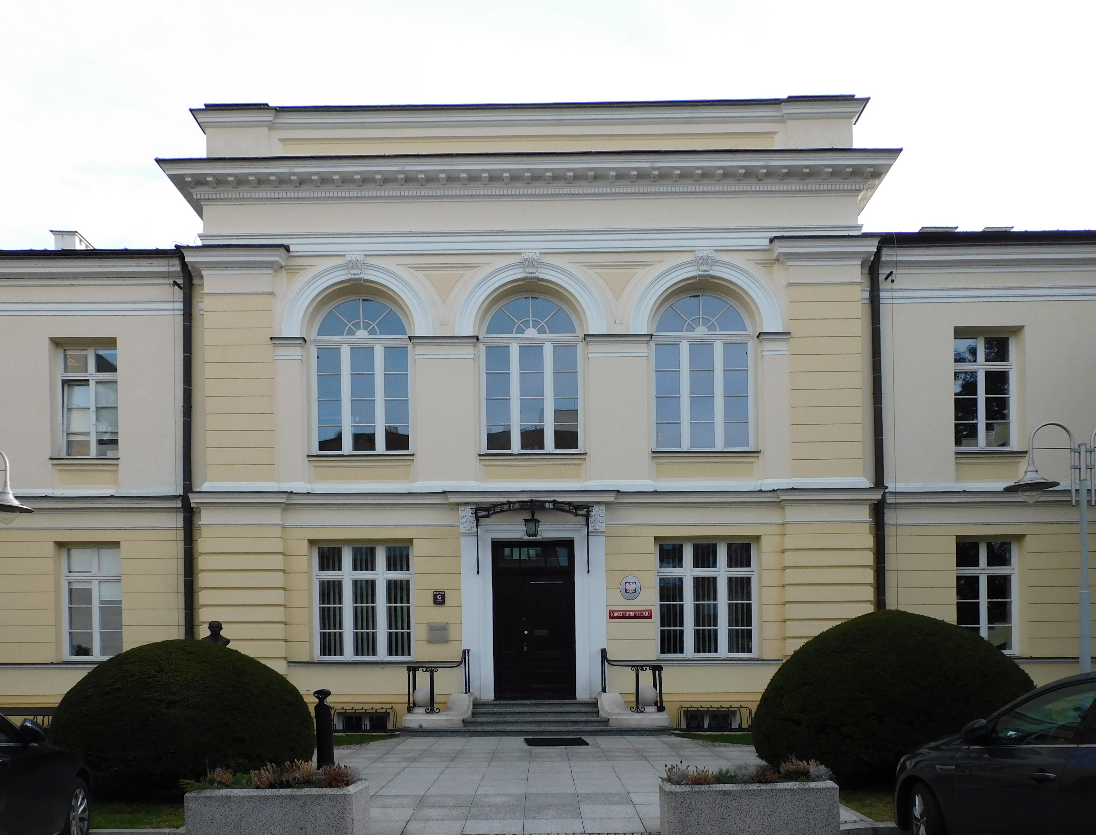 Ustawa o AI obowiązuje w Polsce, ale komisji nadzorczej wciąż nie ma